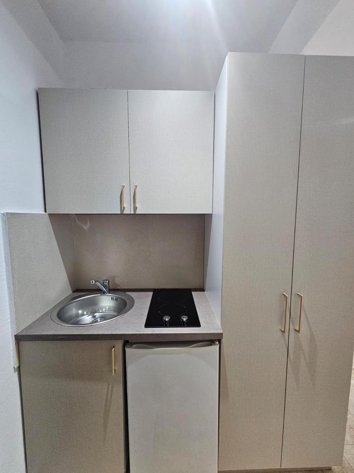 Md Apartments Ulcinj Exterior foto